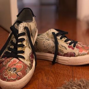 Nine West Patrick Brocade Sneakers